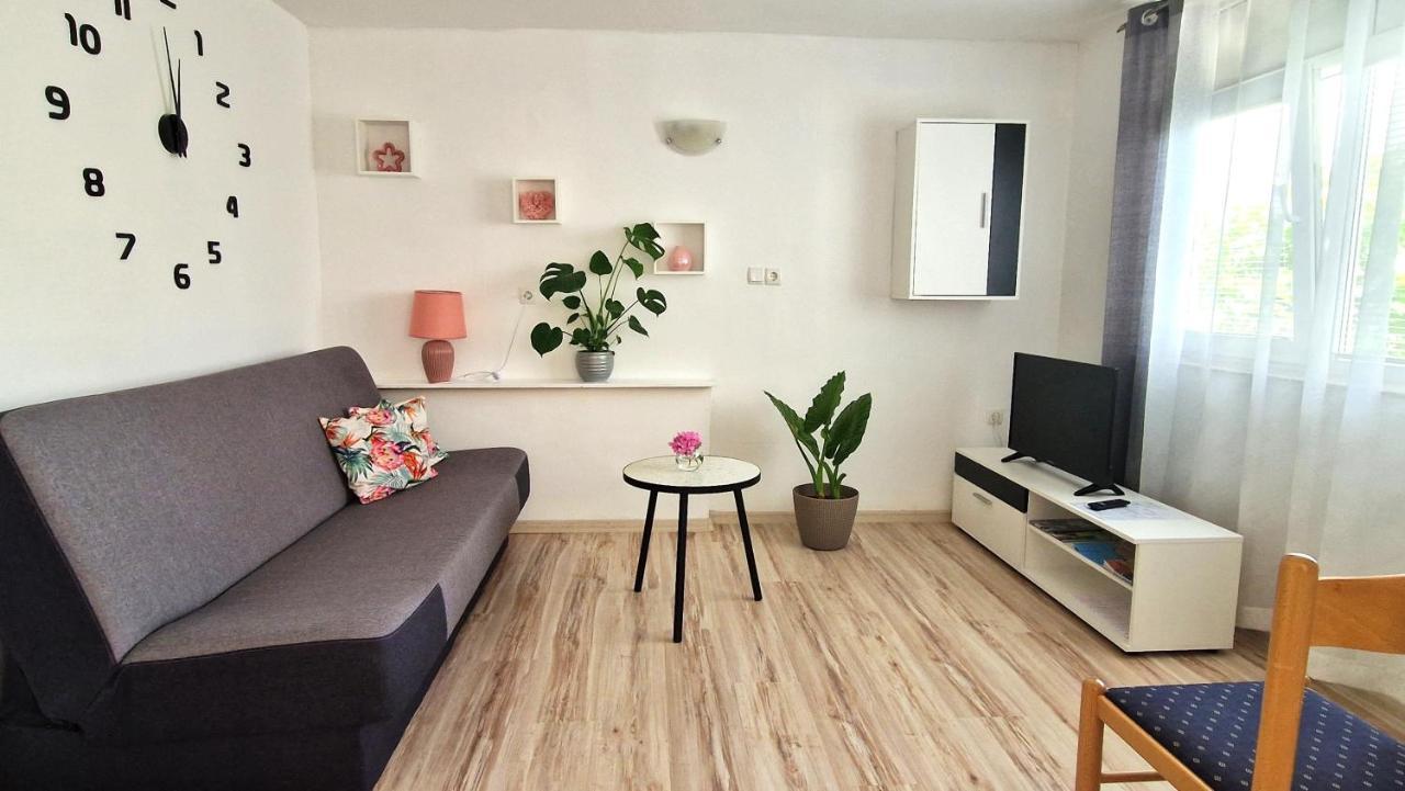 Apartment Jagoda Крк Экстерьер фото